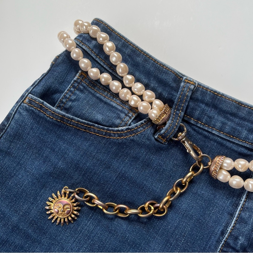Vintage Pearl Chain hip belt with sun charm Accent